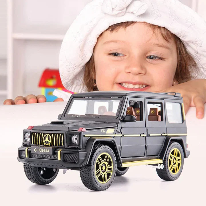 Mercedes Benz G-klessa G-63- Diecast Metal Car - Scale 1:24