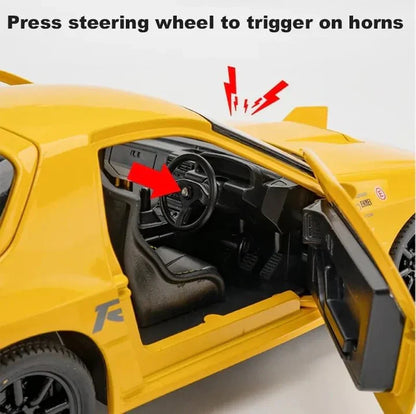 Mazda Rx7 - Diecast Metal Car - Scale 1:24