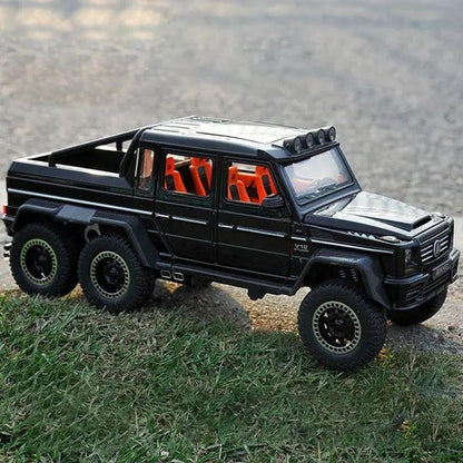 Mercedes 6x6  - Diecast Metal Car - Scale 1:24